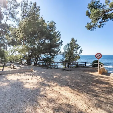 Holiday home Les Iris By Interhome *